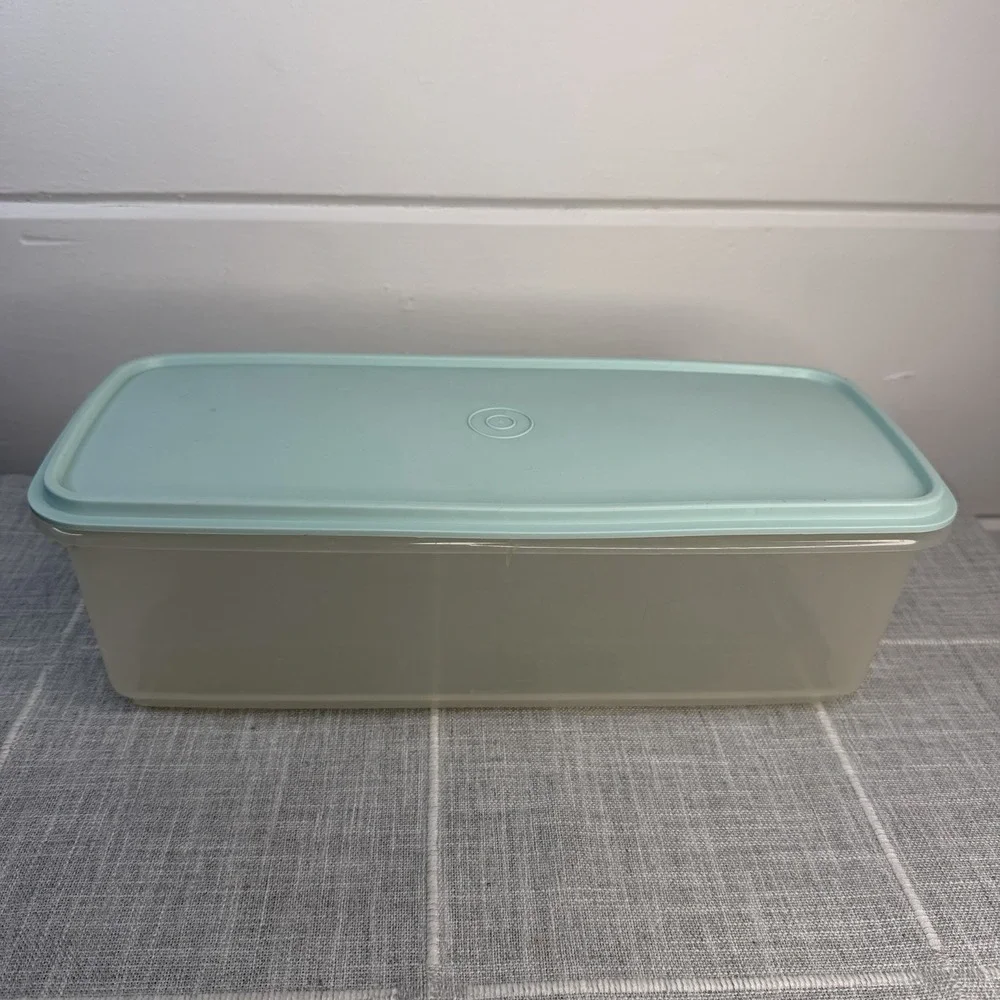 Tupperware Bread‎ Box Loaf Keeper Container Vintage Blue Lid